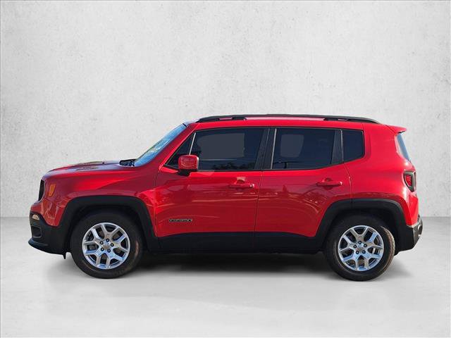Used 2017 Jeep Renegade Latitude FWD image 9