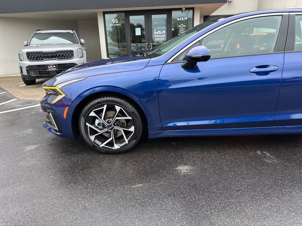 New 2026 Kia K5 EX image 11