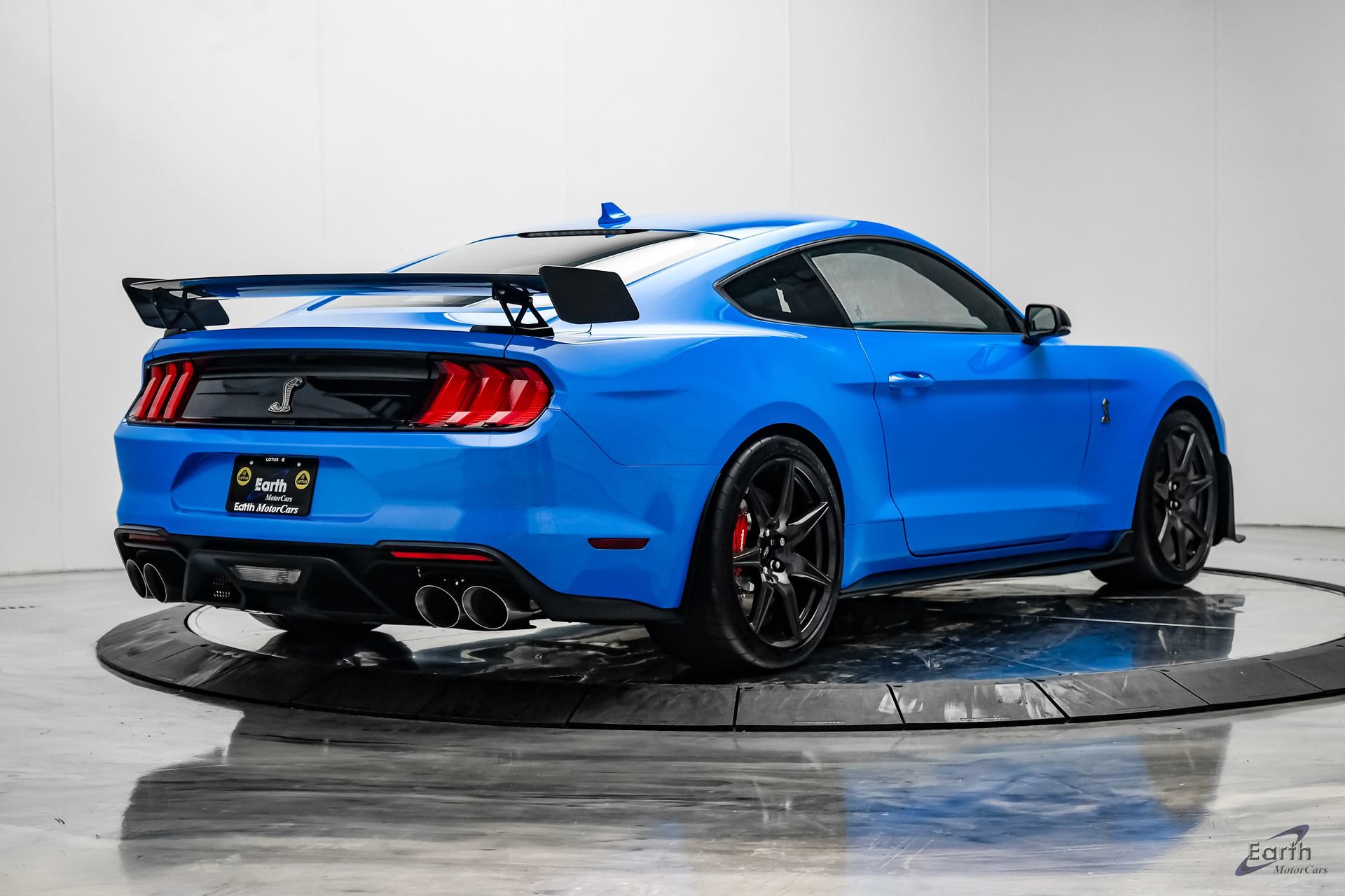 Used 2022 Ford Mustang Shelby GT500 w/ Carbon Fiber Track Pack RWD image 20