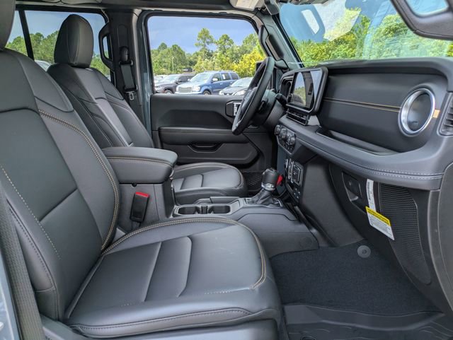 New 2025 Jeep Gladiator Sport image 33