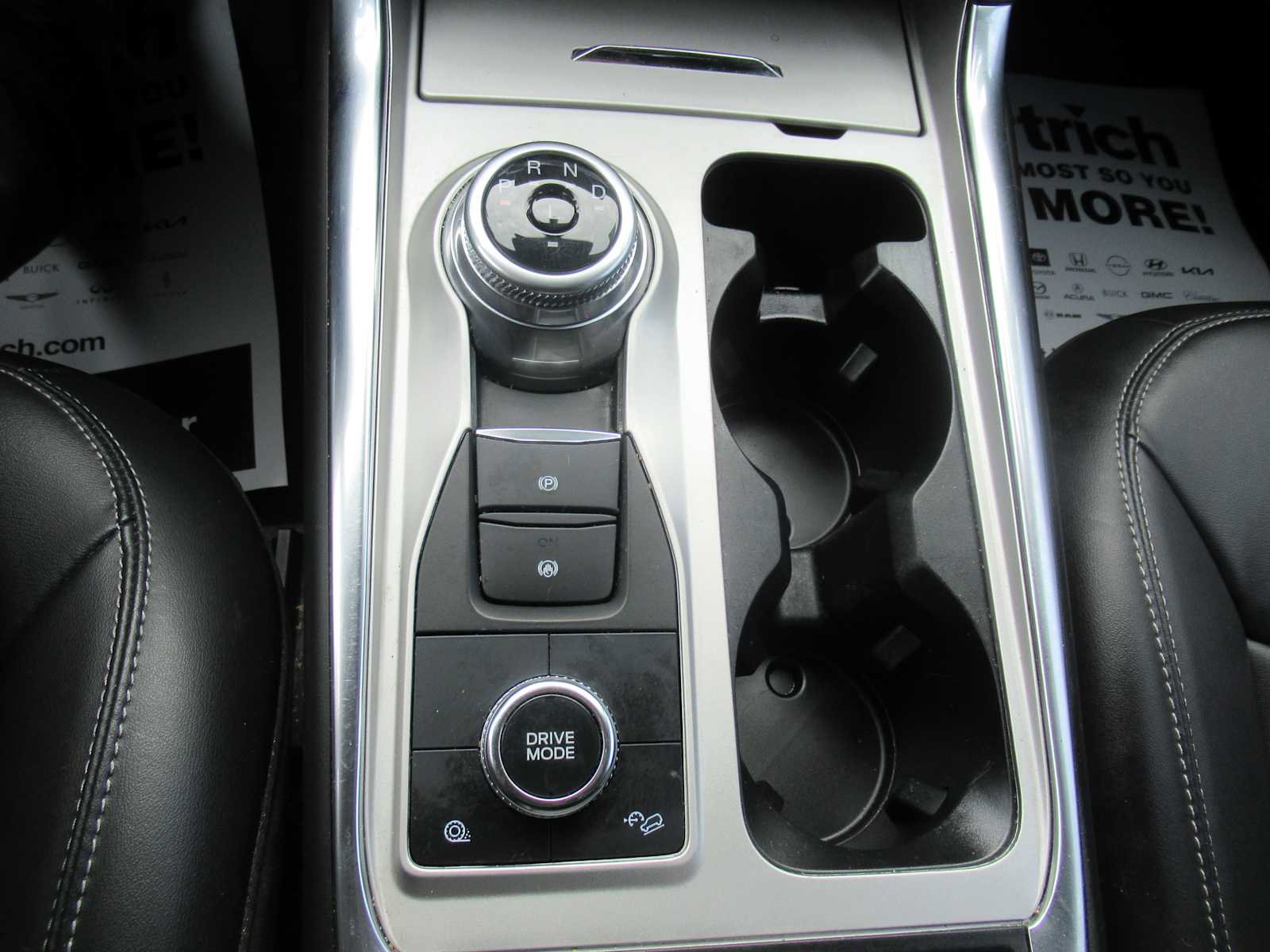 Used 2022 Ford Explorer XLT w/ Equipment Group 202A image 25