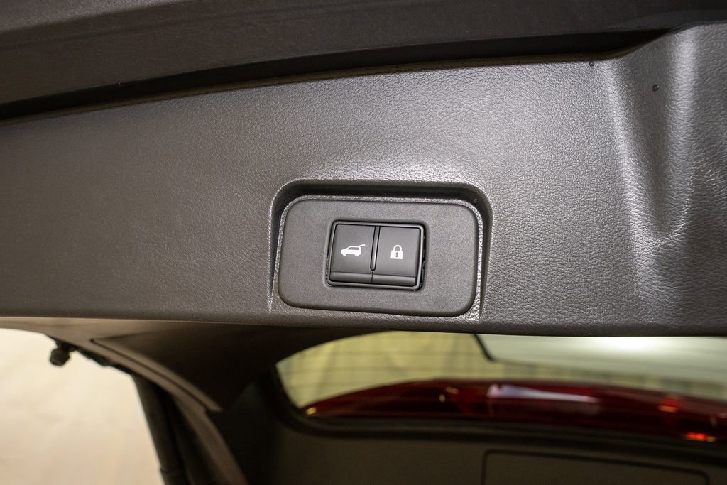 Certified 2023 Nissan Rogue SV w/ SV Premium B Package image 6