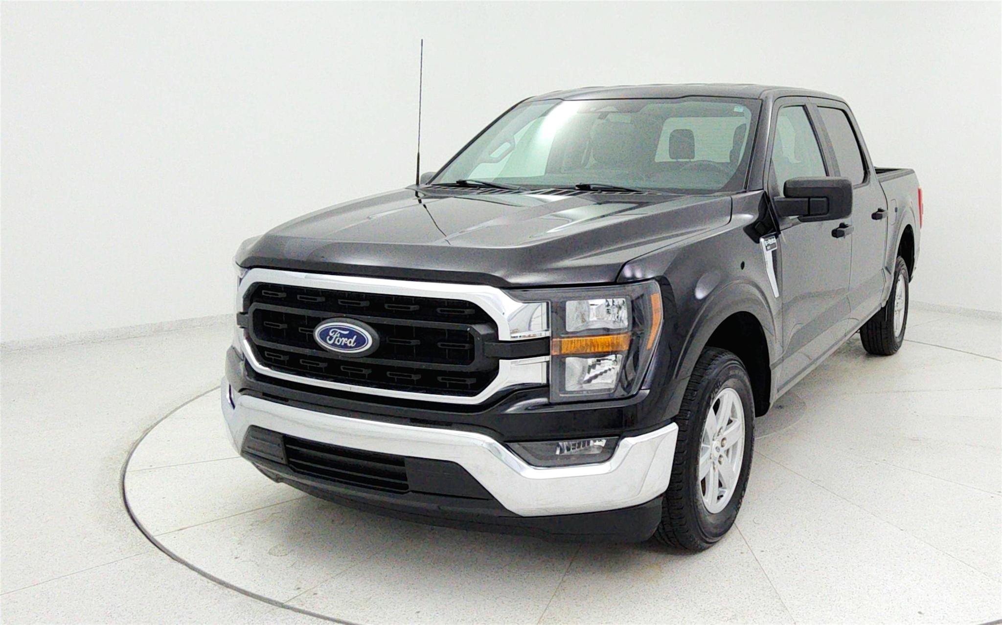 Used 2023 Ford F150 XLT RWD image 8