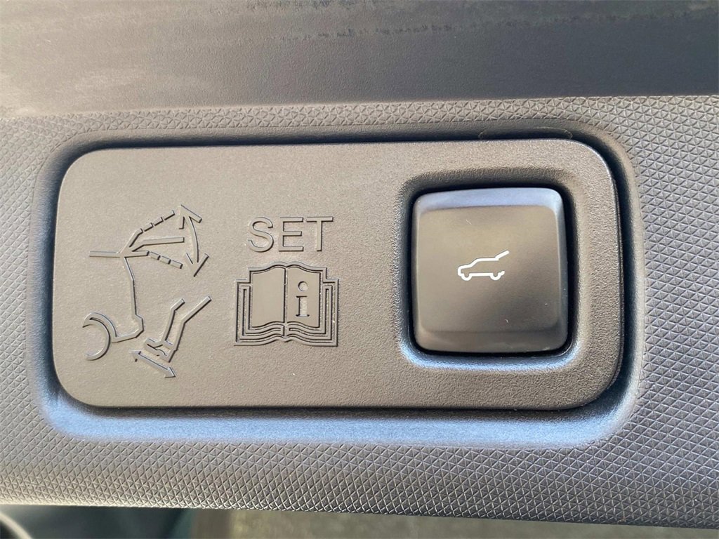 Used 2022 Ford Mustang Mach-E GT image 15