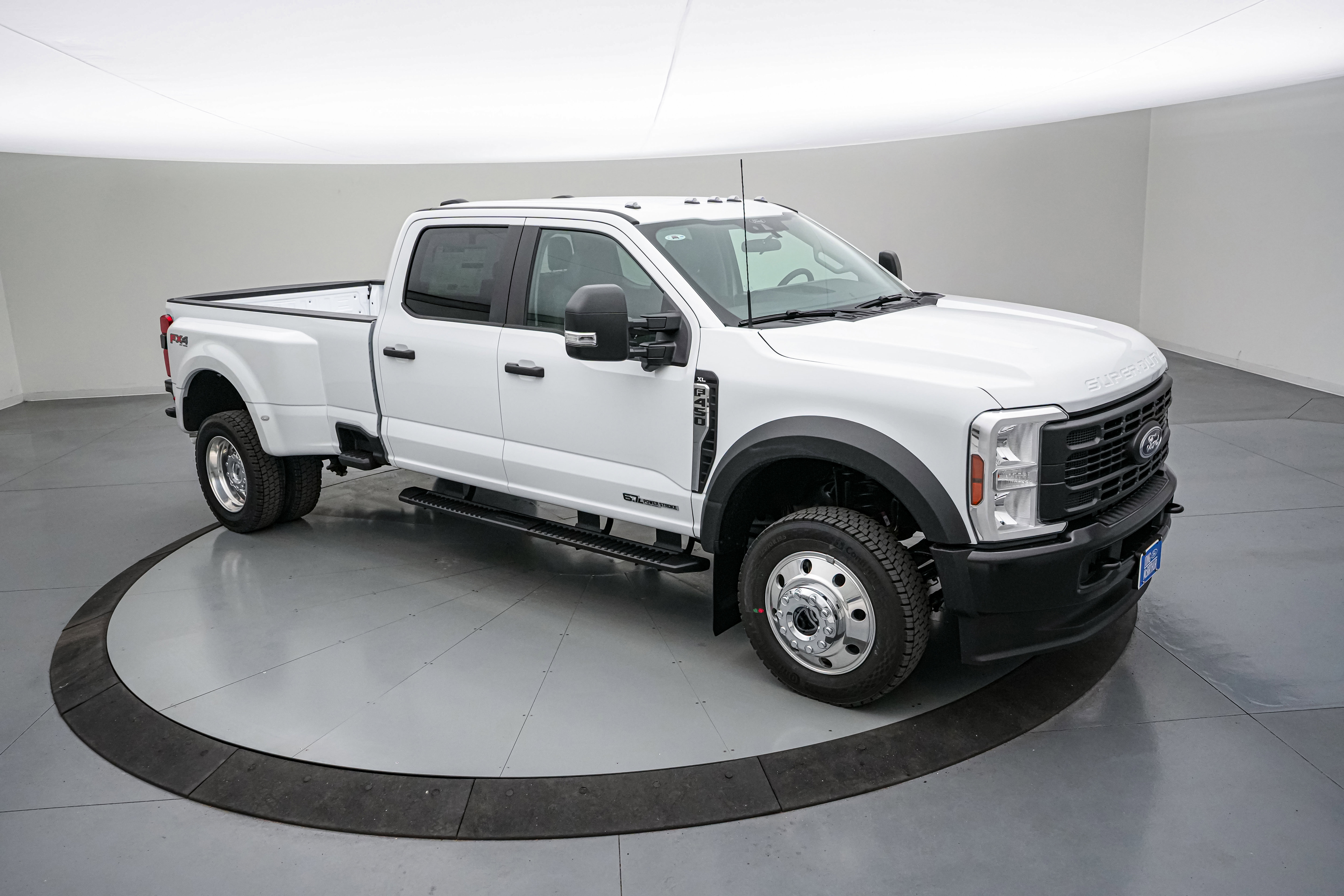 New 2026 Ford F450 XL w/ 360-Degree Camera Package image 2