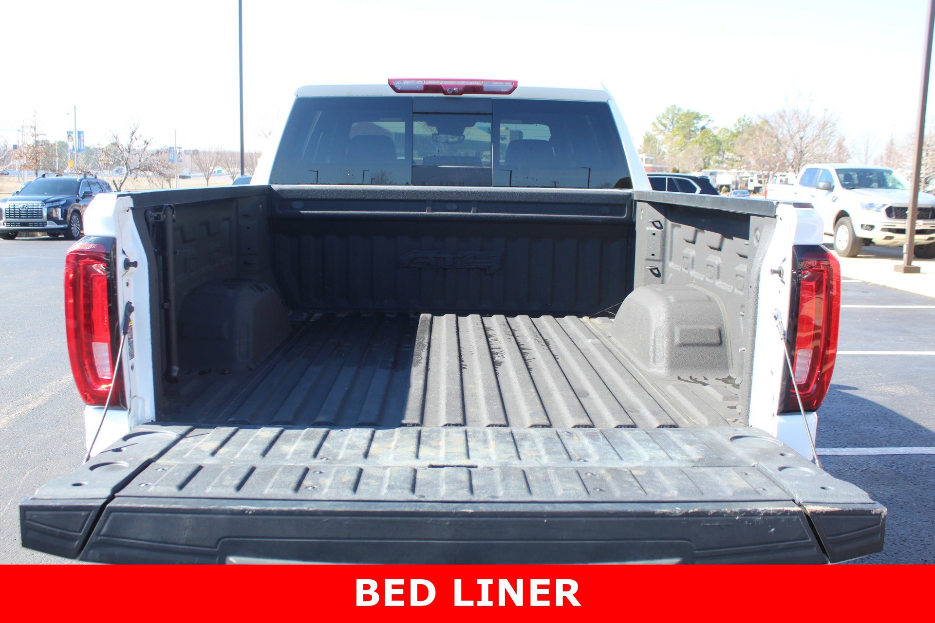Used 2023 GMC Sierra 1500 AT4 w/ AT4 Premium Package image 12