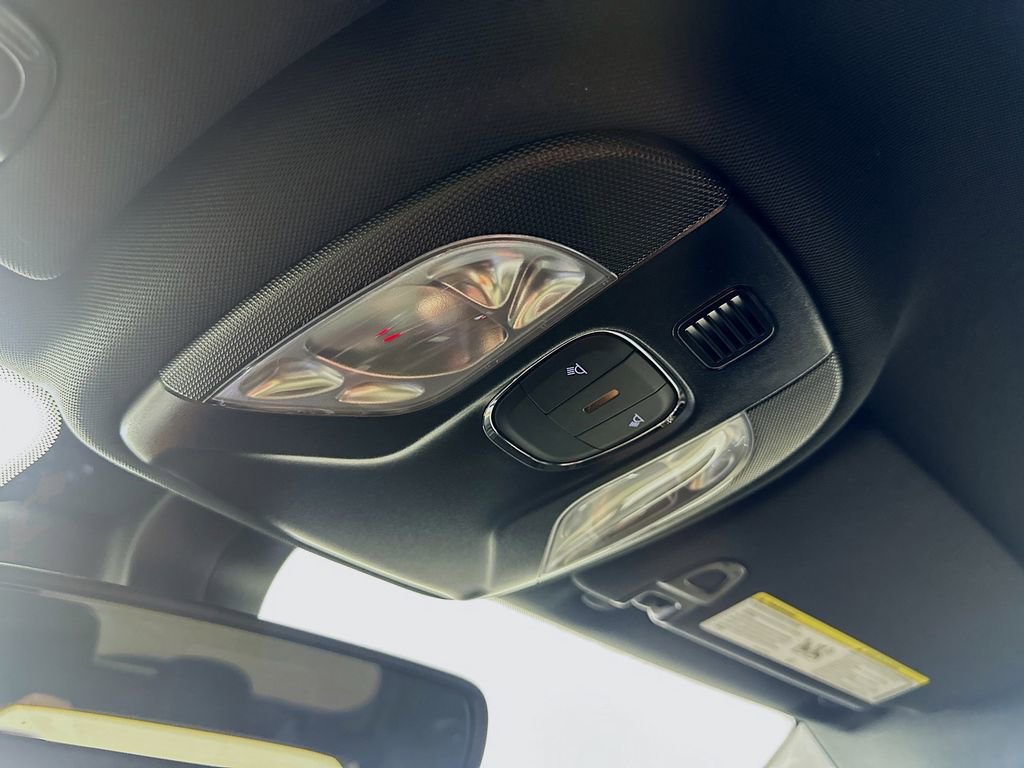 Used 2026 Jeep Compass Latitude image 32