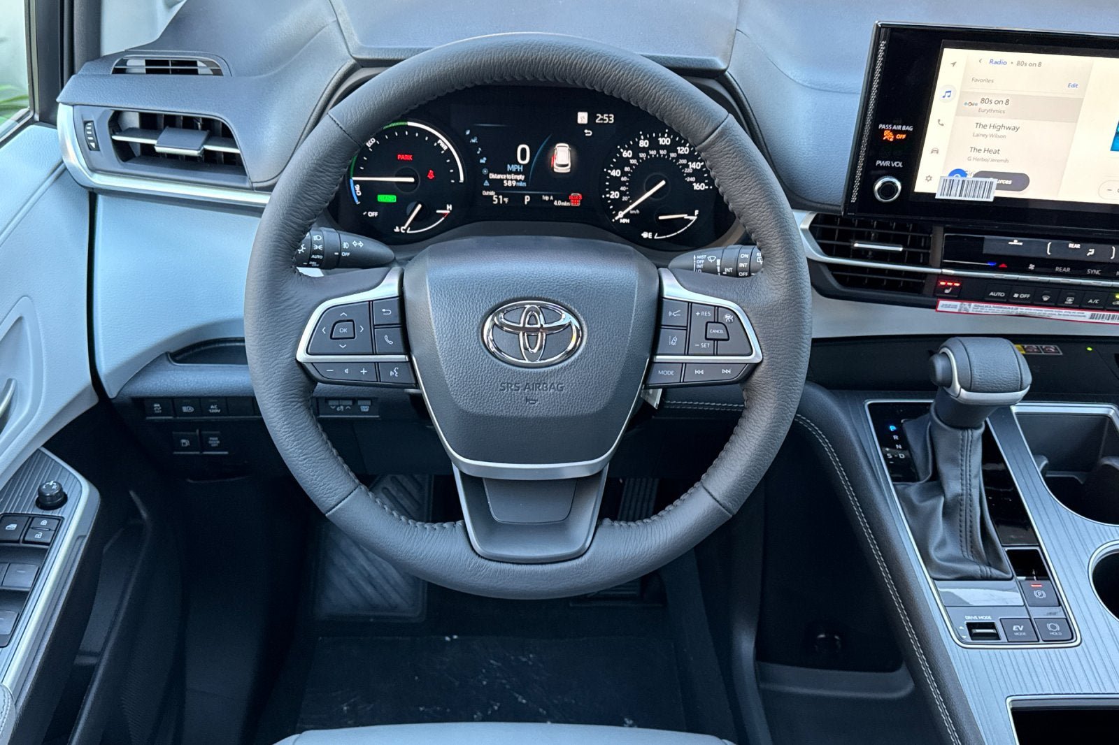 New 2026 Toyota Sienna XLE FWD image 15