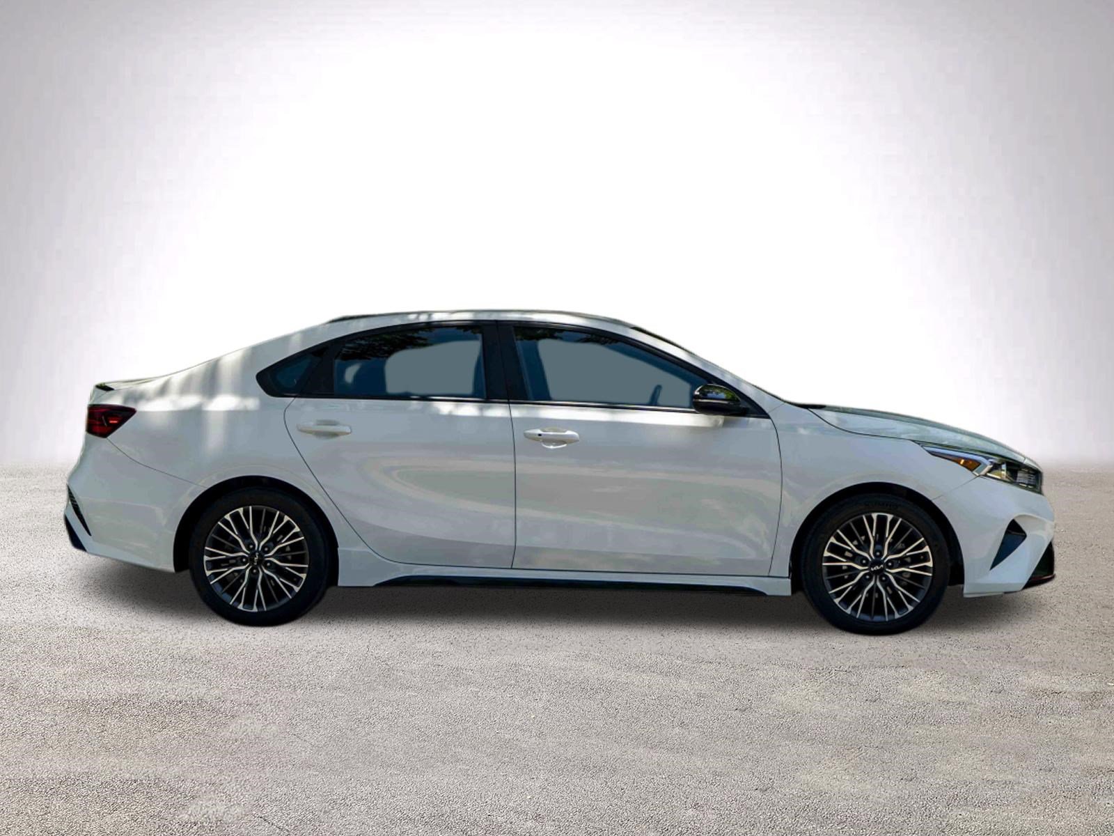 Used 2024 Kia Forte GT-Line FWD image 10