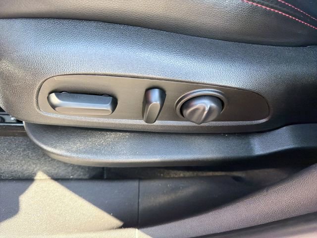 Used 2022 Chevrolet Equinox RS w/ RS Leather Package image 16