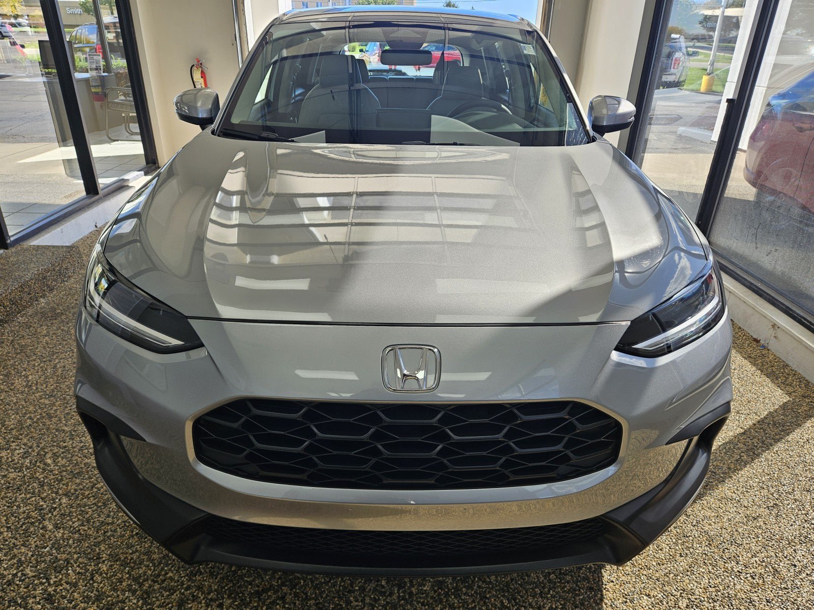 Used 2025 Honda HR-V LX image 6