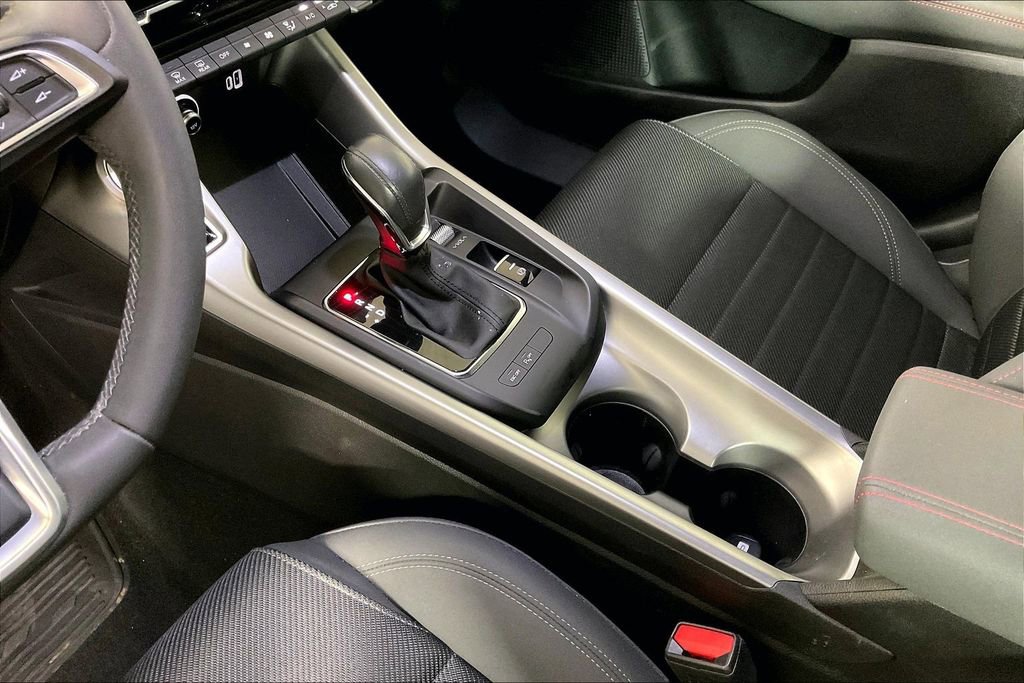 Used 2024 Dodge Hornet GT image 17