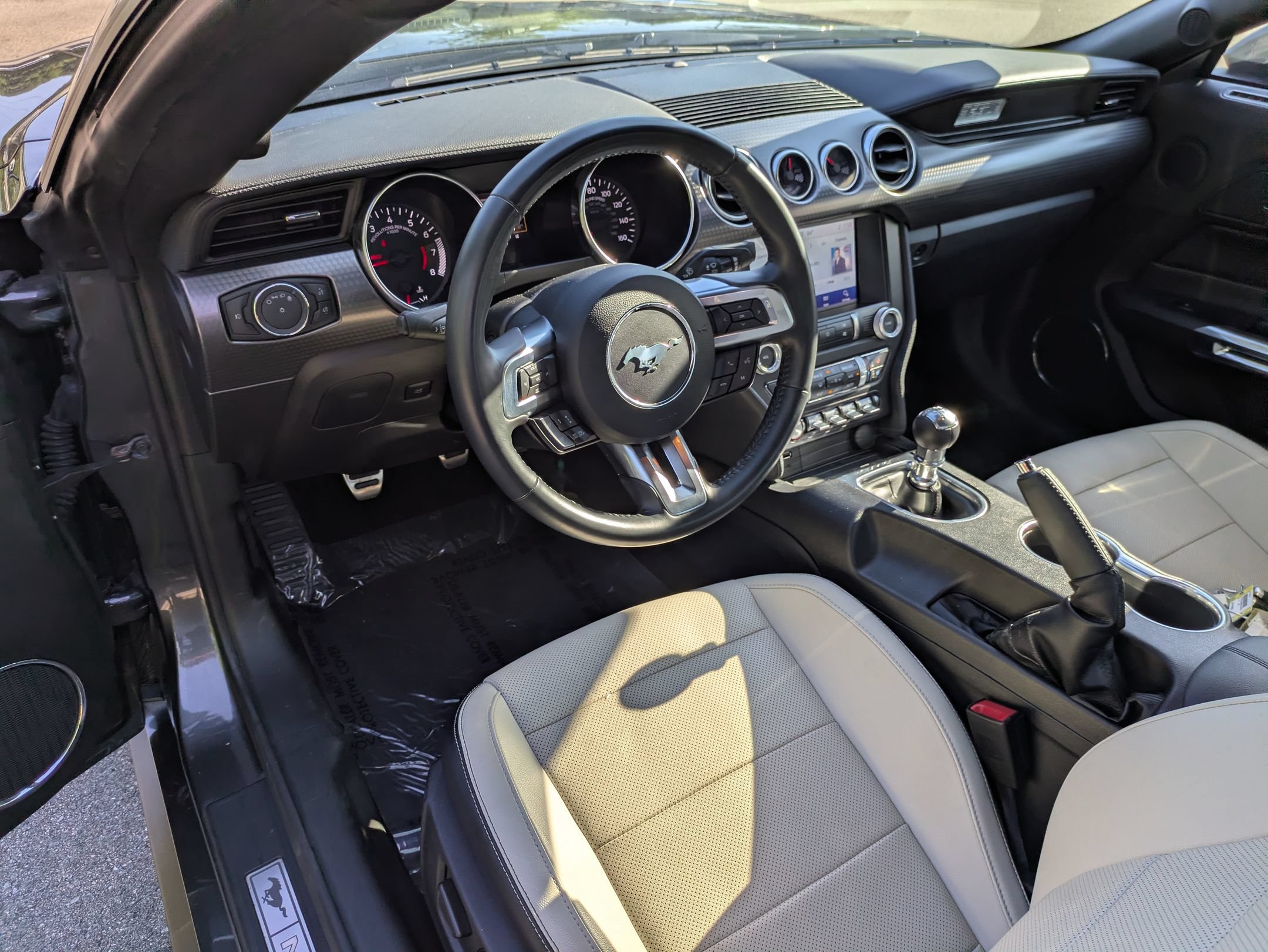 Certified 2020 Ford Mustang Premium w/ 2.3L High Performance Package RWD image 15