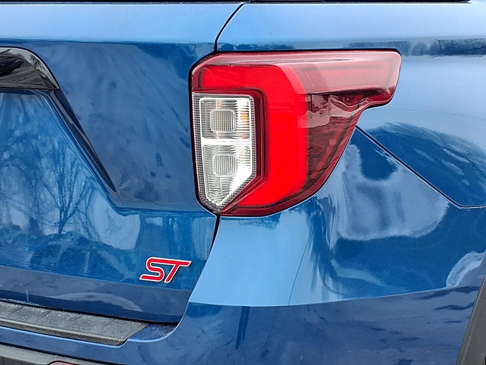 Used 2020 Ford Explorer ST w/ ST Street Pack image 26