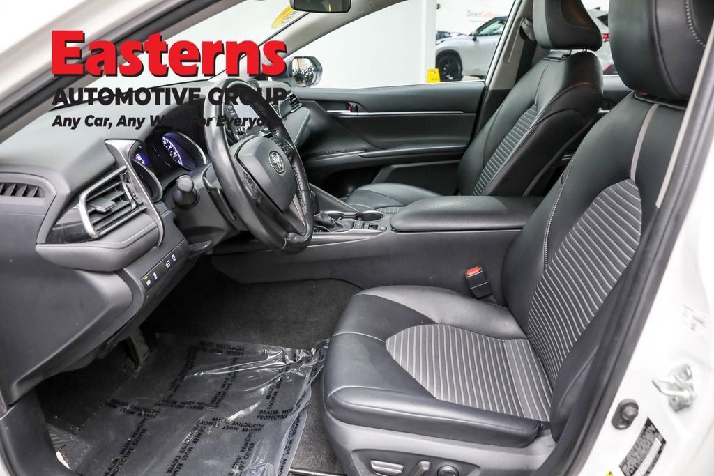 Used 2022 Toyota Camry SE image 14