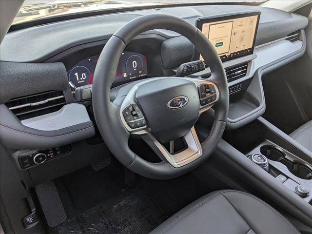New 2026 Ford Explorer Active w/ Active Comfort Package image 3