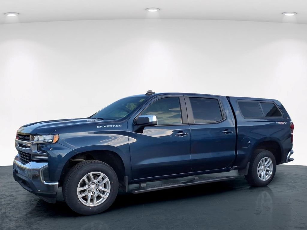 Used 2021 Chevrolet Silverado 1500 LT AWD/4WD image 2