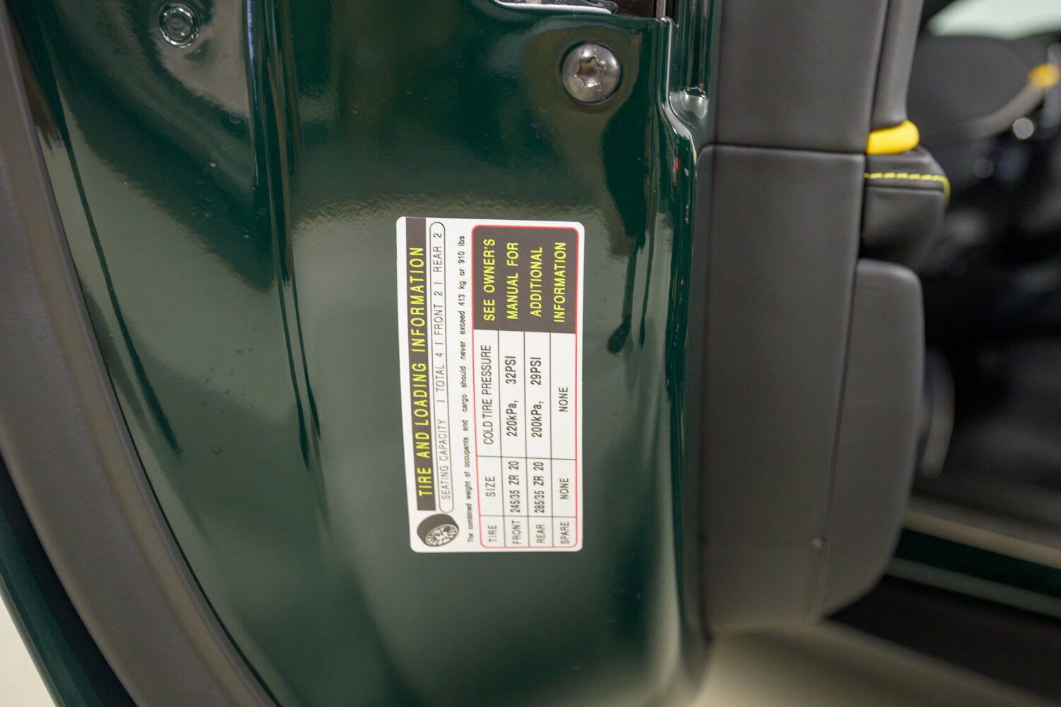 Used 2025 Ferrari Roma Spider RWD image 40