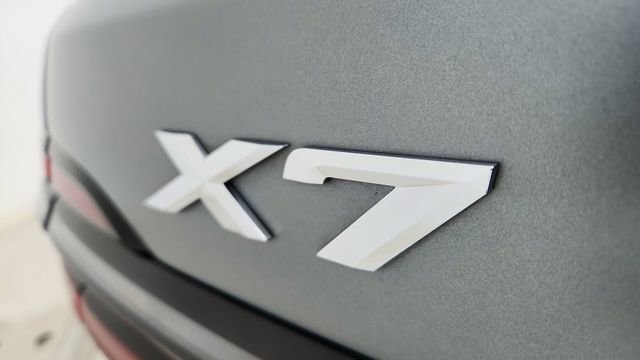 Used 2024 BMW X7 xDrive40i w/ M Sport Package image 17