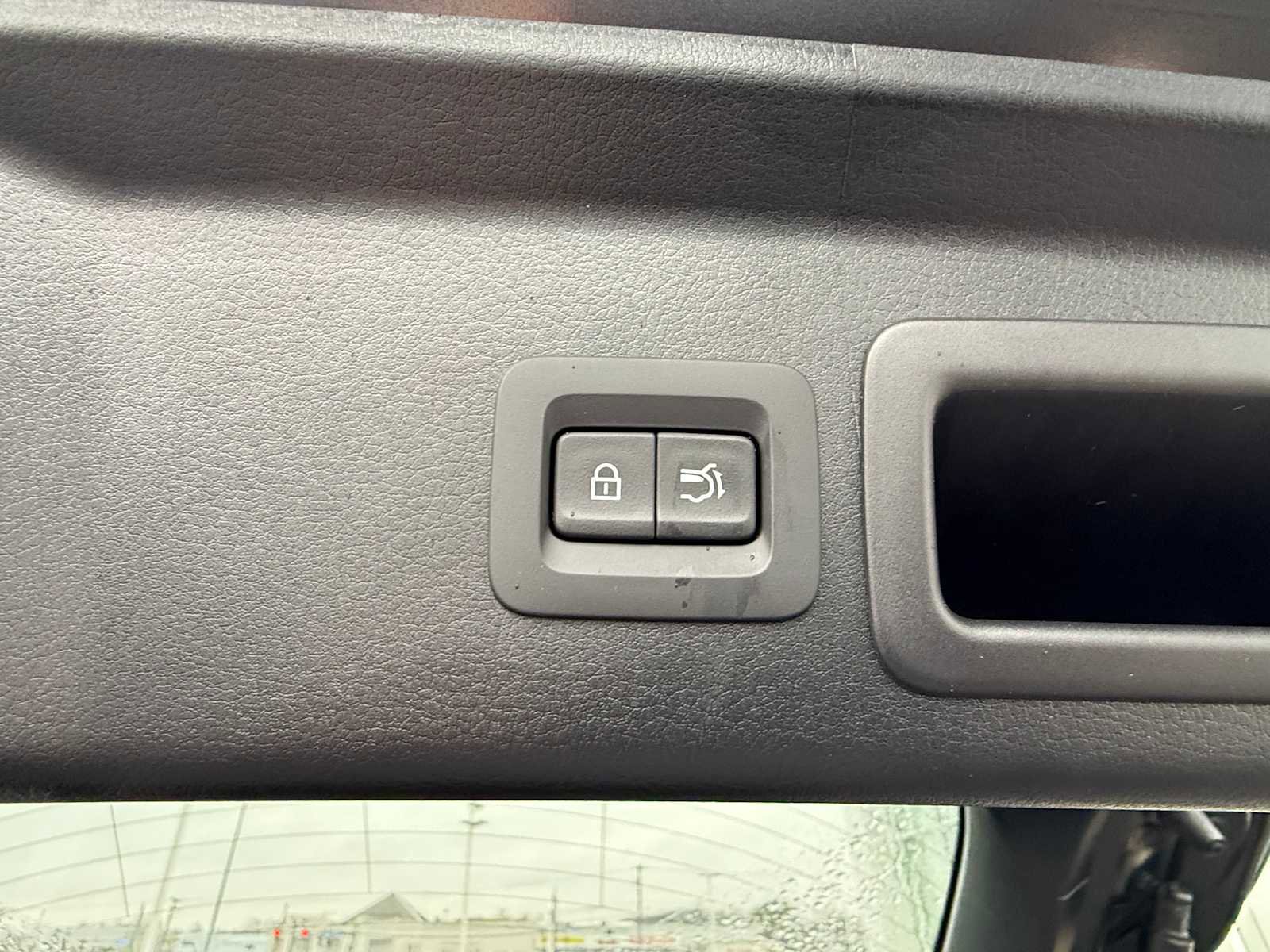 Certified 2025 MAZDA CX-30 AWD 2.5 S w/ Premium Package image 34