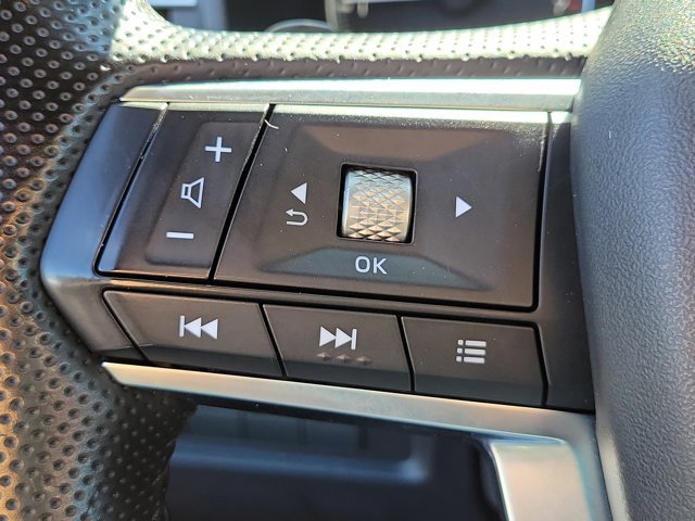 Used 2022 Mitsubishi Outlander SE image 25