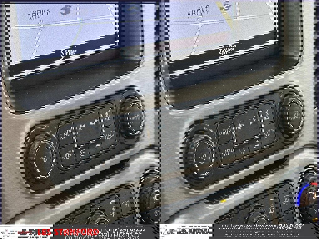 Used 2018 GMC Yukon Denali w/ Denali Ultimate Package image 32