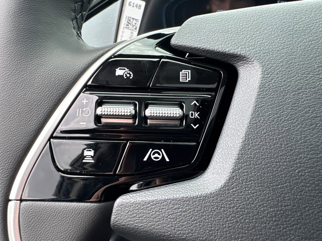 New 2025 Kia Niro SX Touring image 24