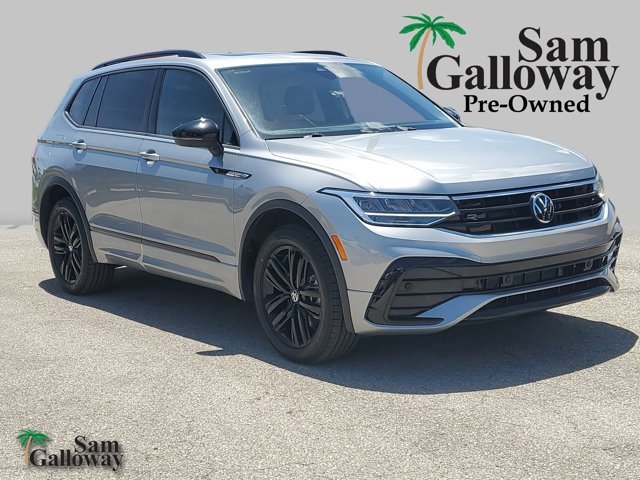 Used 2022 Volkswagen Tiguan SE R-Line