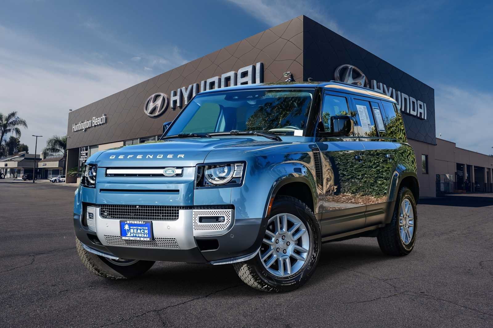 Used 2024 Land Rover Defender 110 S AWD/4WD image 1