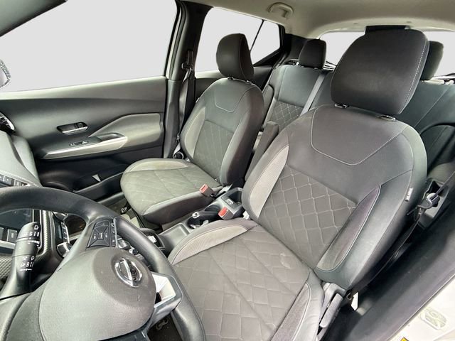 Used 2020 Nissan Kicks SV image 19