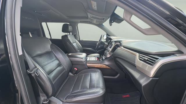 Used 2018 GMC Yukon XL Denali w/ Open Road Package RWD image 18