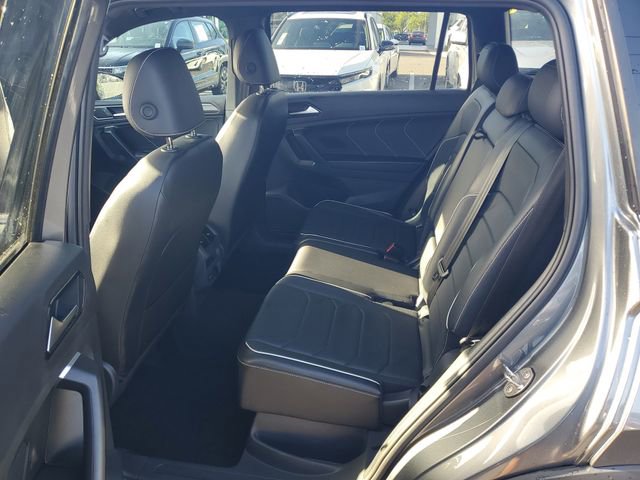 Used 2024 Volkswagen Tiguan SEL R-Line image 12