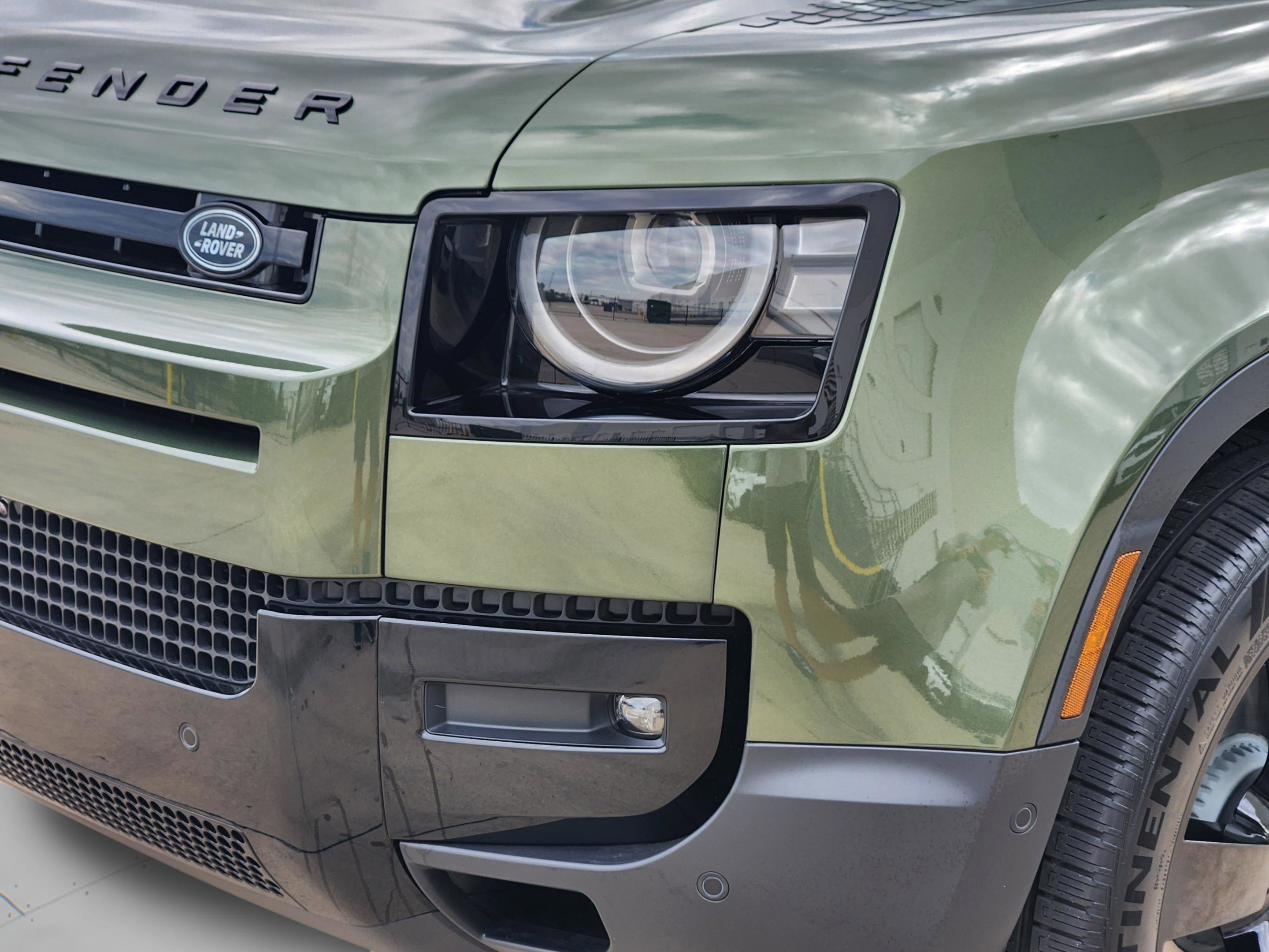 New 2026 Land Rover Defender 110 S AWD/4WD image 29