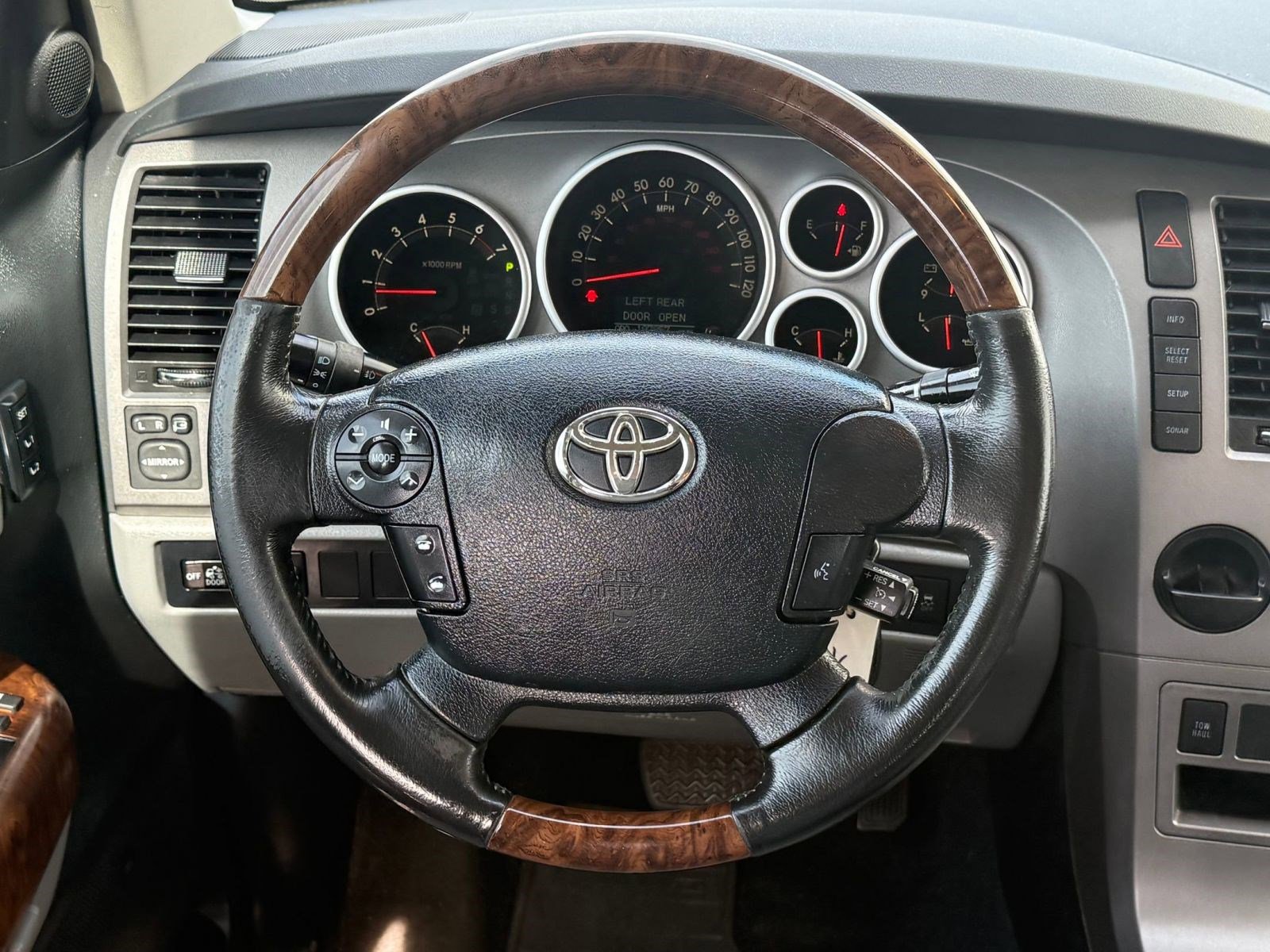Used 2012 Toyota Tundra Limited image 16