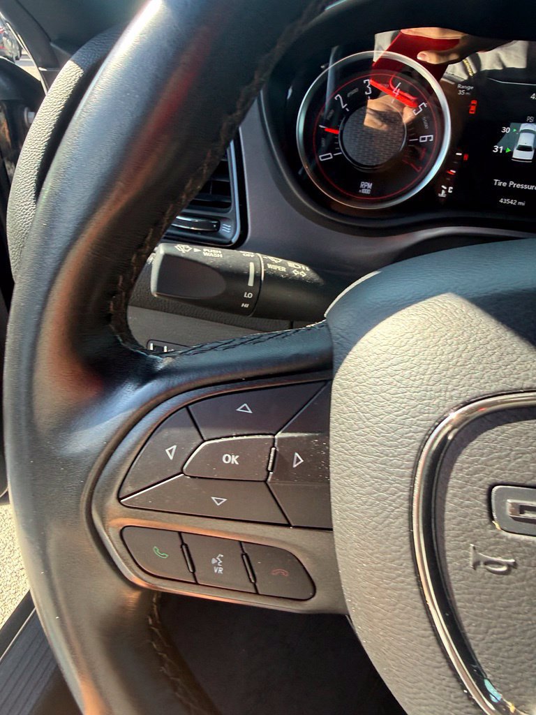Used 2023 Dodge Challenger SXT RWD image 15