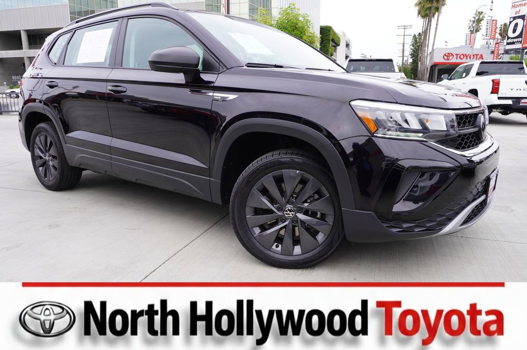 Used 2023 Volkswagen Taos S image 1
