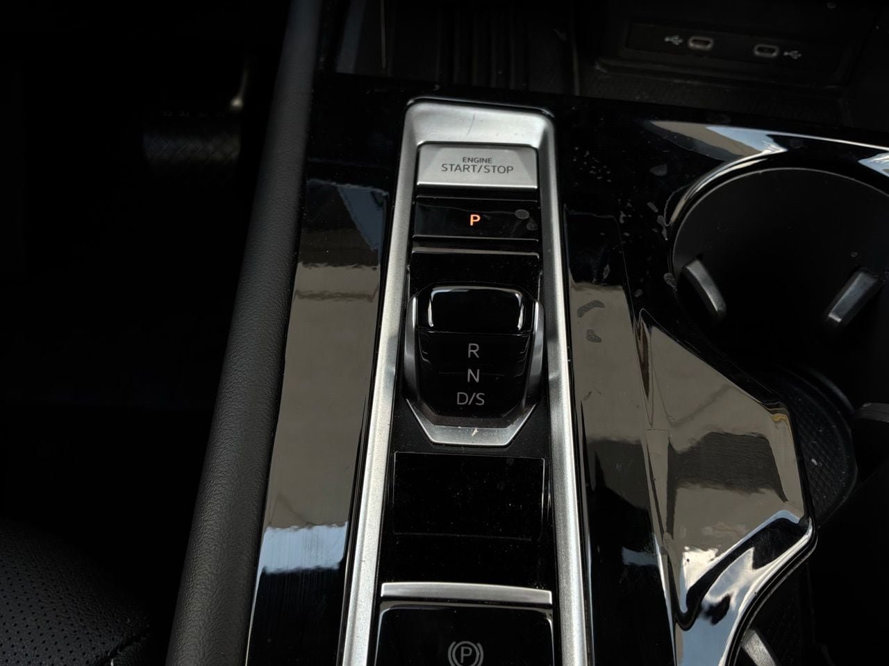 Used 2026 Volkswagen Atlas SE FWD image 27