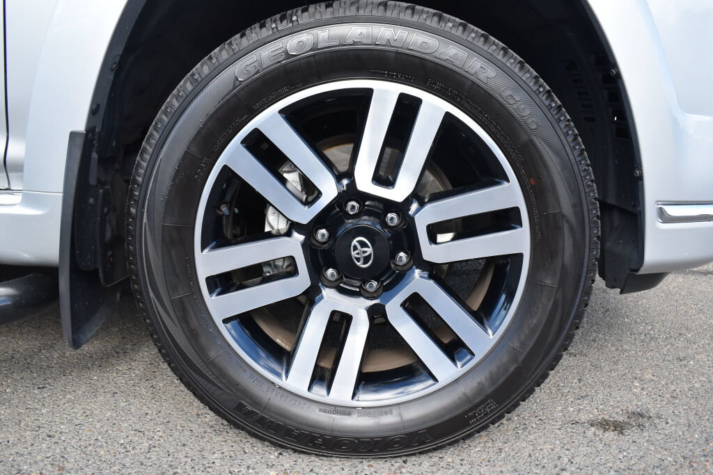 Certified 2024 Toyota 4Runner Limited AWD/4WD image 28