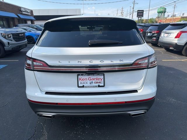 Used 2023 Lincoln Nautilus Reserve AWD/4WD image 5