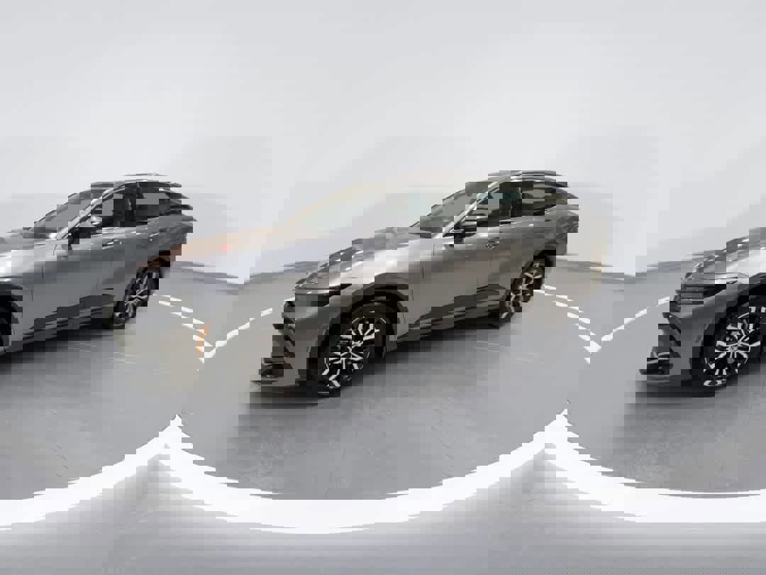 Certified 2023 Toyota Crown XLE image 4