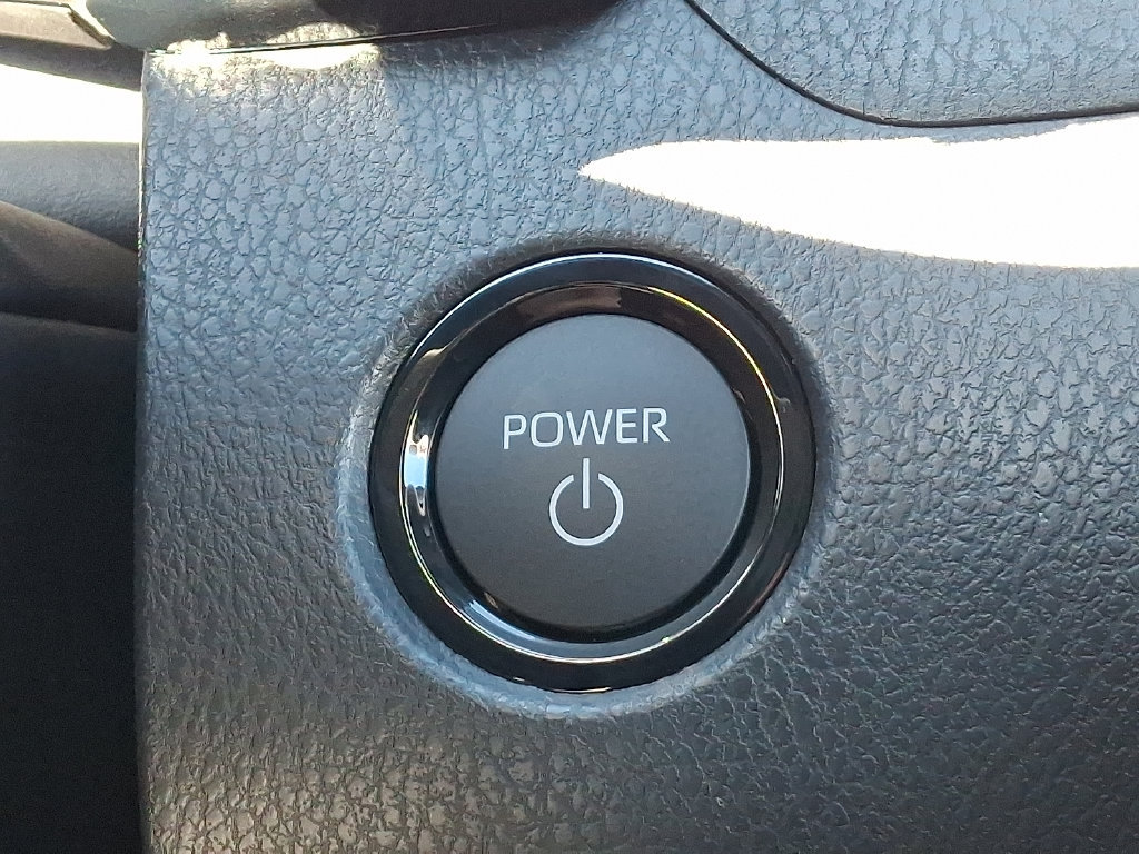 Used 2026 Toyota Camry LE FWD image 24