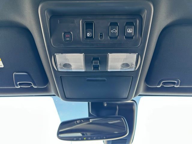 Used 2021 Nissan Titan PRO-4X w/ Pro-4x Convenience Package AWD/4WD image 15