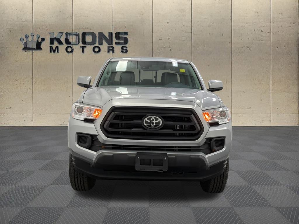 Used 2023 Toyota Tacoma SR image 3