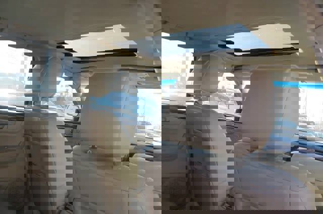 Used 2010 Cadillac DTS Luxury image 38