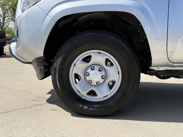 Certified 2022 Toyota Tacoma SR w/ SR Convenience Package RWD image 10
