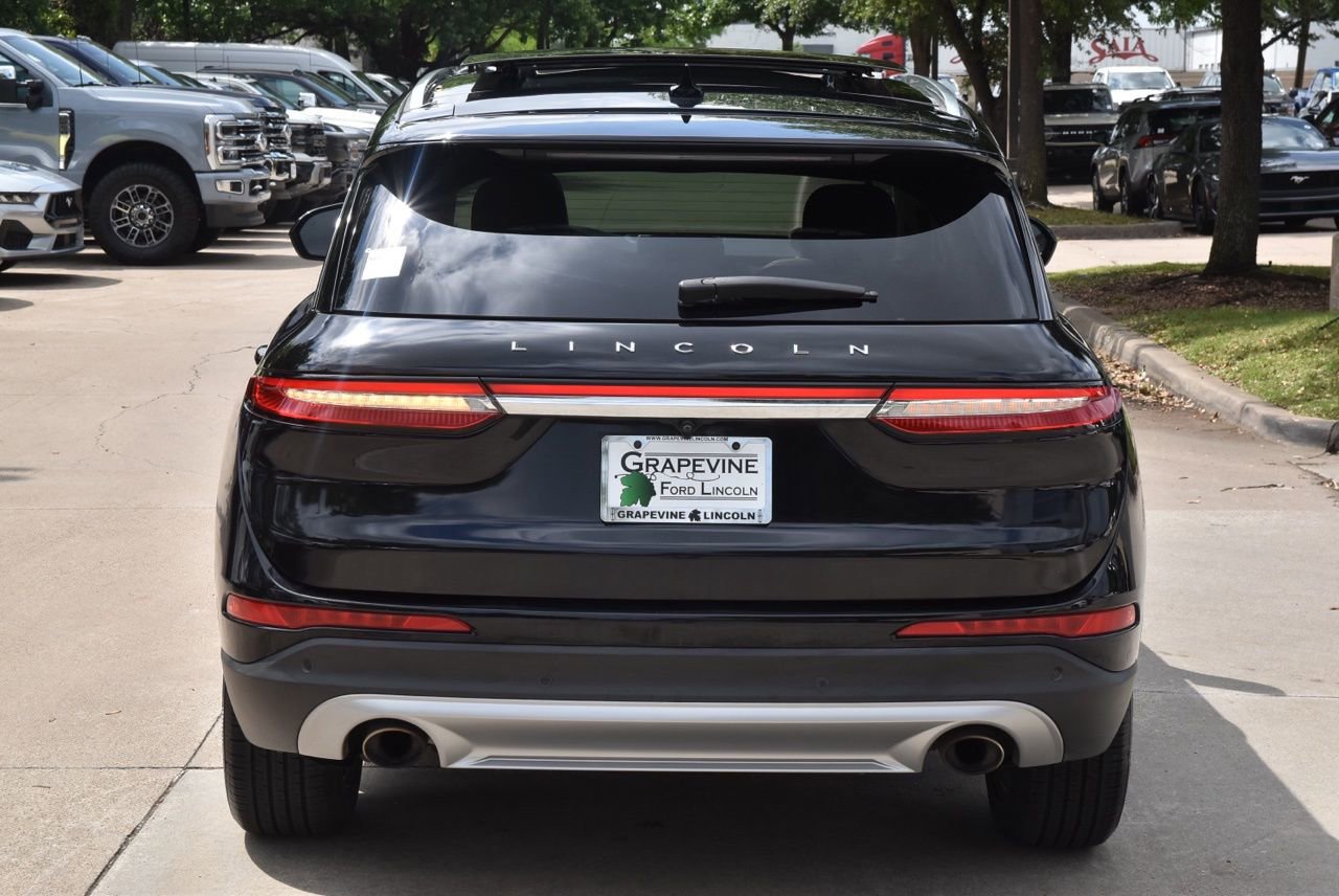 Used 2022 Lincoln Corsair FWD w/ Premium Package image 9