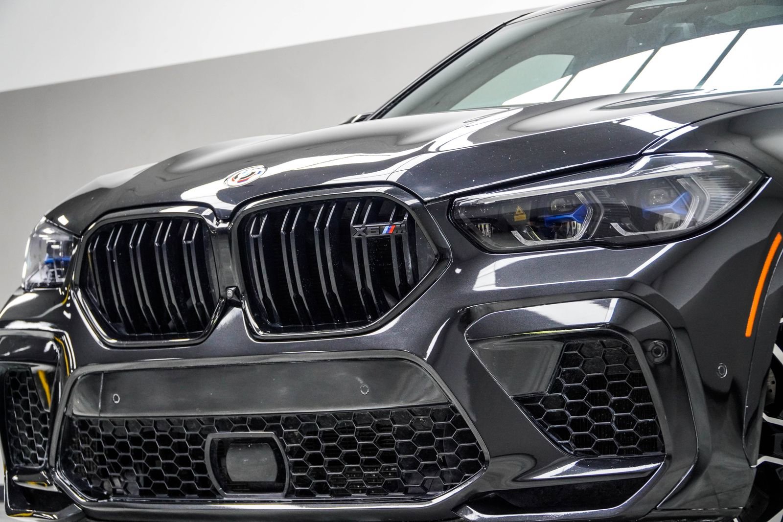 Used 2023 BMW X6 M w/ Competition Package AWD/4WD image 2