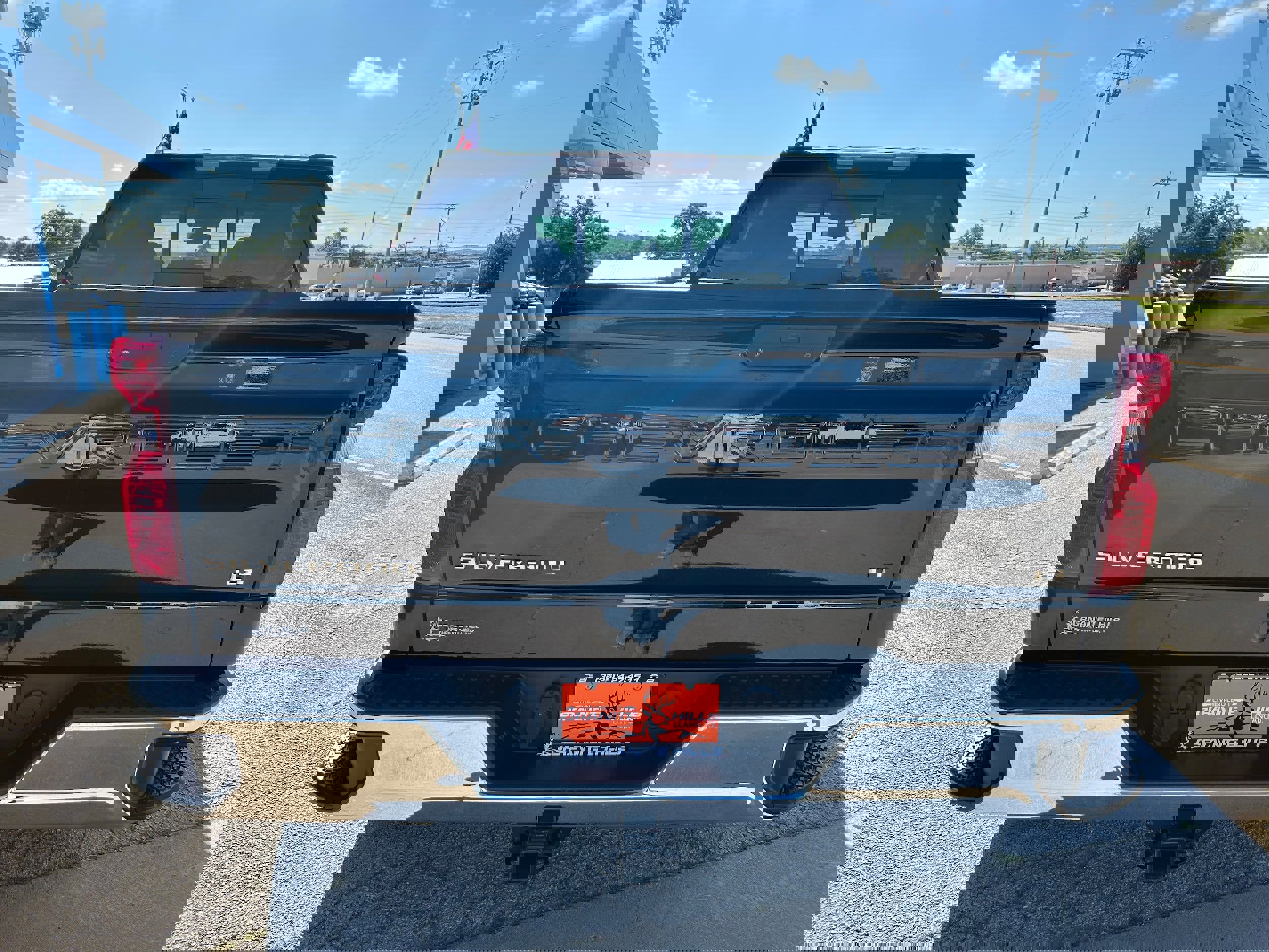 Used 2021 Chevrolet Silverado 1500 LT w/ Texas Edition Plus image 4