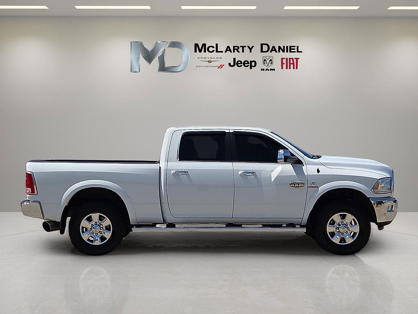 Used 2016 RAM 2500 Longhorn w/ Convenience Group image 6