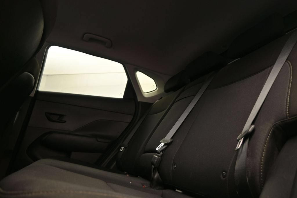 Used 2025 Hyundai Kona SEL FWD image 12